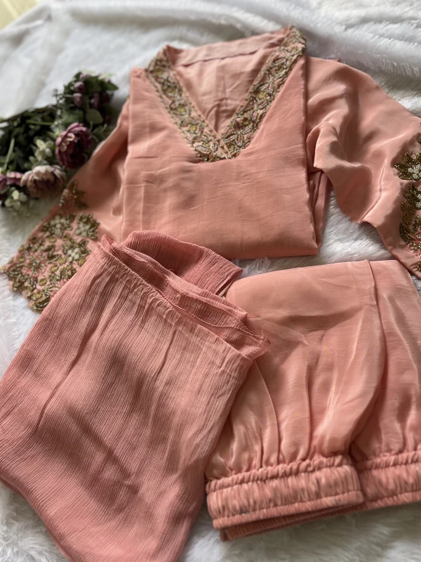 AN182- Natural creape 3 piece Set