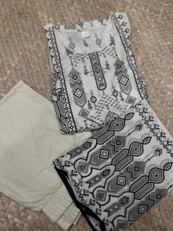 AN23- Pista Green Cotton Blend 3 piece Set