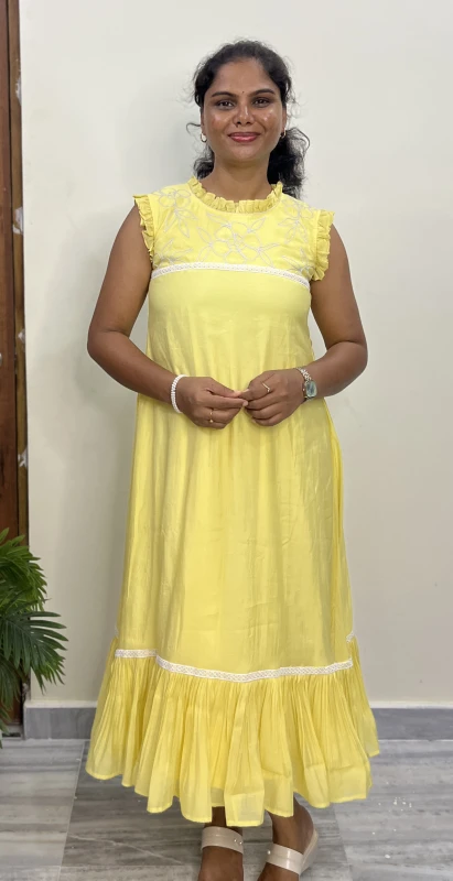 ANB30_Mulchenderi with hand embroidery force